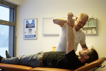 Osteopath und VOD-Mitglied Martin Auracher behandelt Spitzensportler verschiedener Nationen.