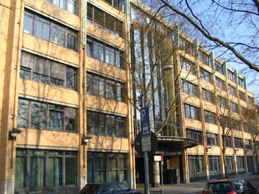 Das Gebäude des Amtsgerichts Stuttgart, in dem auch das Landessozialgericht Baden-Württemberg untergebracht ist