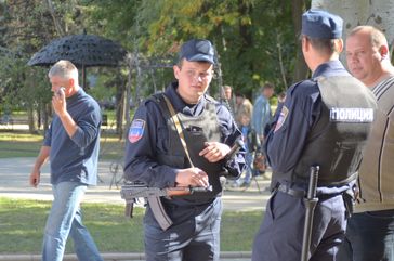 DPR policemen in Donetsk, 20 September 2014