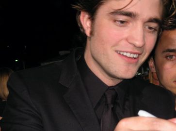 Robert Pattinson Bild: http://fruitycocktails.livejournal.com/