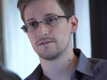 Edward Snowden, 2013