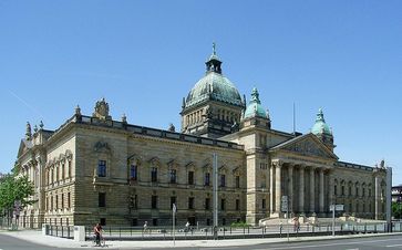 Das Bundesverwaltungsgericht in einer anderen Perspektive (Blickrichtung Westen) Bild: Manecke / de.wikipedia.org
