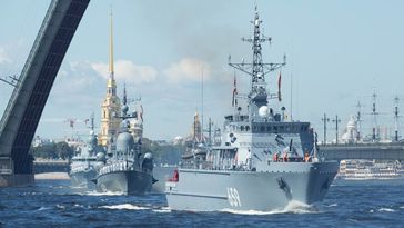 Archivbild: Tag der Marine in Sankt Petersburg im Jahr 2020