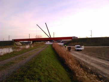 Bergungsarbeiten nach dem Unfall. Blickrichtung Süd.