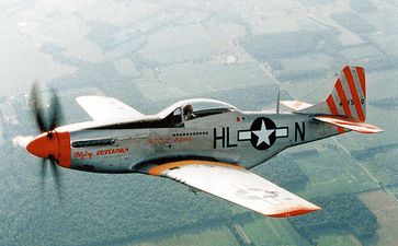 Jagdflugzeuge vom Typ P-51 Mustang