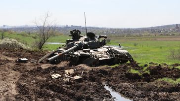 Zerstörter ukrainischer Panzer bei Artjomowsk. Bild: Sputnik / Sergei Awerin, RIA Nowosti