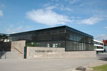 Thüringer Landtag: Plenarsaal, von außen