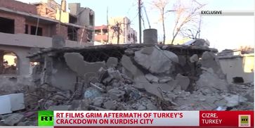 Bild: Screenshot Youtube Video "Geruch des Todes" - RT berichtet mit exklusivem Material über Kriegsverbrechen der Türkei in Cizre"