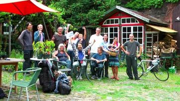 Max Bryan mit seinen Facebook-Freunden auf dem Steinfurther Gartenhof. Bild: Facebook / Max Bryan