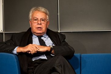 Felipe González Márquez, 2012