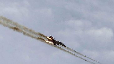 Ein F-5-Kampfflugzeug der Luftstreitkräfte der Islamischen Republik Iran