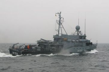 Minenjagdboot Kulmbach während des Manövers Open Spirit 2008 in See. Bild: Deutsche Marine