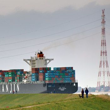 Containerschiff Bild: WWF
