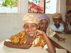 Zwischen Hoffnung und Leid: Kinder im SOS-Kinderdorf Mogadischu. Bild: SOS-Kinderdörfer weltweit