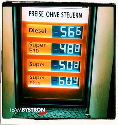 Preise an einer üblichen Tankstelle, wenn keine Steuern zu zahlen währen (Symbolbild)