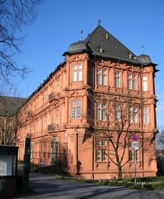 Ostflügel des Kurfürstlichen Schlosses in Mainz, Ort der Ausstellungsräume des Römisch-Germanischen Zentralmuseums