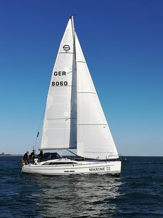 Eins der neuen Dienstsegelboote vom Typ "Sunbeam 36.2". Bild: Bundeswehr