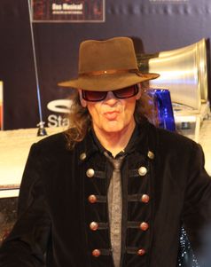 Udo Lindenberg auf der Premiere des Musicals Hinterm Horizont in Berlin