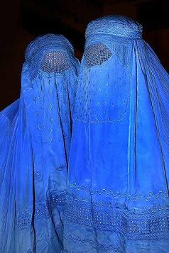 Burkaträgerinnen Bild: Steve Evans