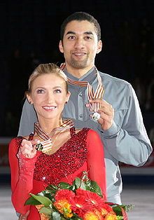 Aljona Savchenko und Robin Szolkowy nach ihrem Sieg bei der Europameisterschaft 2009 Bild: David W. Carmichael / de.wikipedia.org