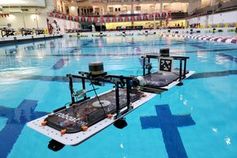 "Roboats" nach erfolgreichem Koppelmanöver im Schwimmbad.