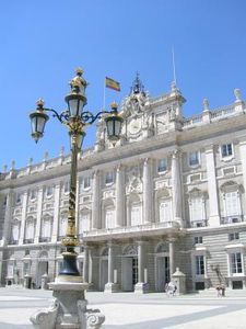 Madrid: Anzahl an Spanienurlaubern soll steigen. Bild: pixelio.de, D. Pollzien