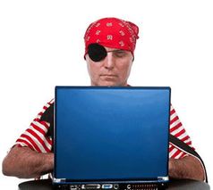 Online-Pirat: Punktesystem für illegale Downloads. Bild: flickr.com/ahmariely