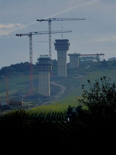 Hochmoselbrücke -  Östliche Brückenpfeiler, Oktober 2013