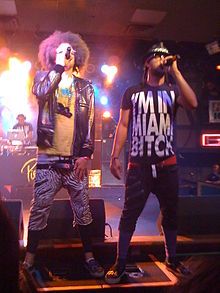 LMFAO ist ein US-amerikanisches Electro-Hop-Duo aus Los Angeles. Bild: RobCrespo / de.wikipedia.org