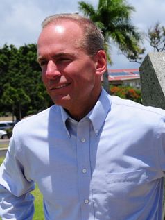 Dennis Muilenburg