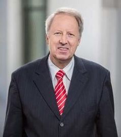 Michael Ermrich kritisiert Gebührenpolitik der Institute (Foto: osv-online.de)