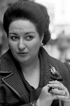 Montserrat Caballé, 1971