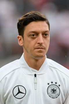 Mesut Özil