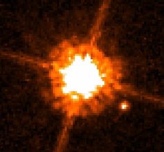 Abb.: Die Entdeckungsaufnahme des ungleichen Paars eines normalen Sterns mit einem massearmen Begleiter. Dieser ist im nahen Infraroten etwa 500 Mal lichtschwächer als der Stern CHRX 73, sein Abstand beträgt nur 1.3 Bogensekunden. Bild: Max-Planck-Institut für Astronomie