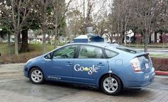 Google-Auto: Hier "sitzt" Software am Steuer. Bild: flickr.com/Travis Wise