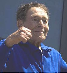 Jack LaLanne Bild: Nathan Cremisino from Ventura, CA, USA / de.wikipedia.org