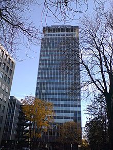 BHF-Bank-Hochhaus (Zentrale) in Frankfurt am Main. Bild: Sven Fischer / de.wikipedia.org