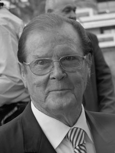 Roger Moore Bild: Frantogian, CC BY-SA 3.0, https://commons.wikimedia.org/w/index.php?curid=19852181