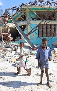 Fast die Hälfte der Bebenopfer in Haiti sind Kinder. Bild: jugendeinewelt.at