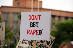 Proteste: Vergewaltigungswitze auf Facebook. Bild: flickr.com/cascade_of_ran
