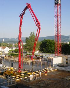 Bauindustrie im Hochbau (Symbolbild)