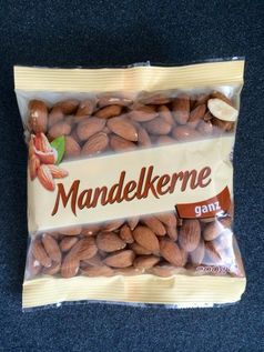 Produkt "Mandelkerne ganz, 200 g Beutel" Bild:: "obs/LIDL"