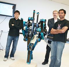 Roboter MABEL: Elf km/h mit Kniegelenk ist Rekord. Bild: UMich