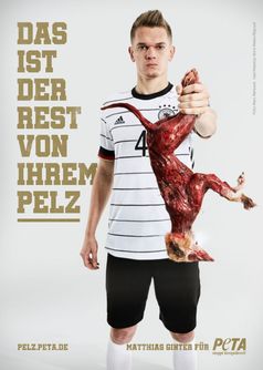 Bild: "obs/PETA Deutschland e.V./Marc Rehbeck für PETA"