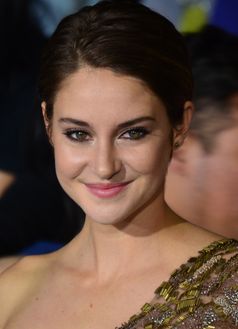 Shailene Woodley bei der Filmpremiere von Die Bestimmung – Divergent im März 2014