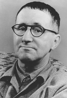 Bertolt Brecht (1954), Archivbild
