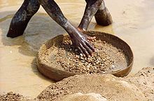 Diamantenschürfen in Sierra Leone. Bild: de.wikipedia.org