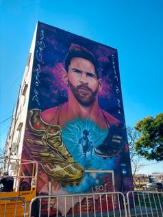 "Mural Otra Galaxia" de Messi en Rosario