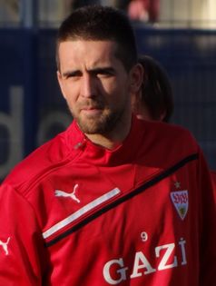 Neuzugang 2012: Ibisevic bei seinem ersten VfB-Training.