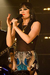 Jessie J eigentlich Jessica Ellen Cornish. Bild: Richard & Son Theater / de.wikipedia.org